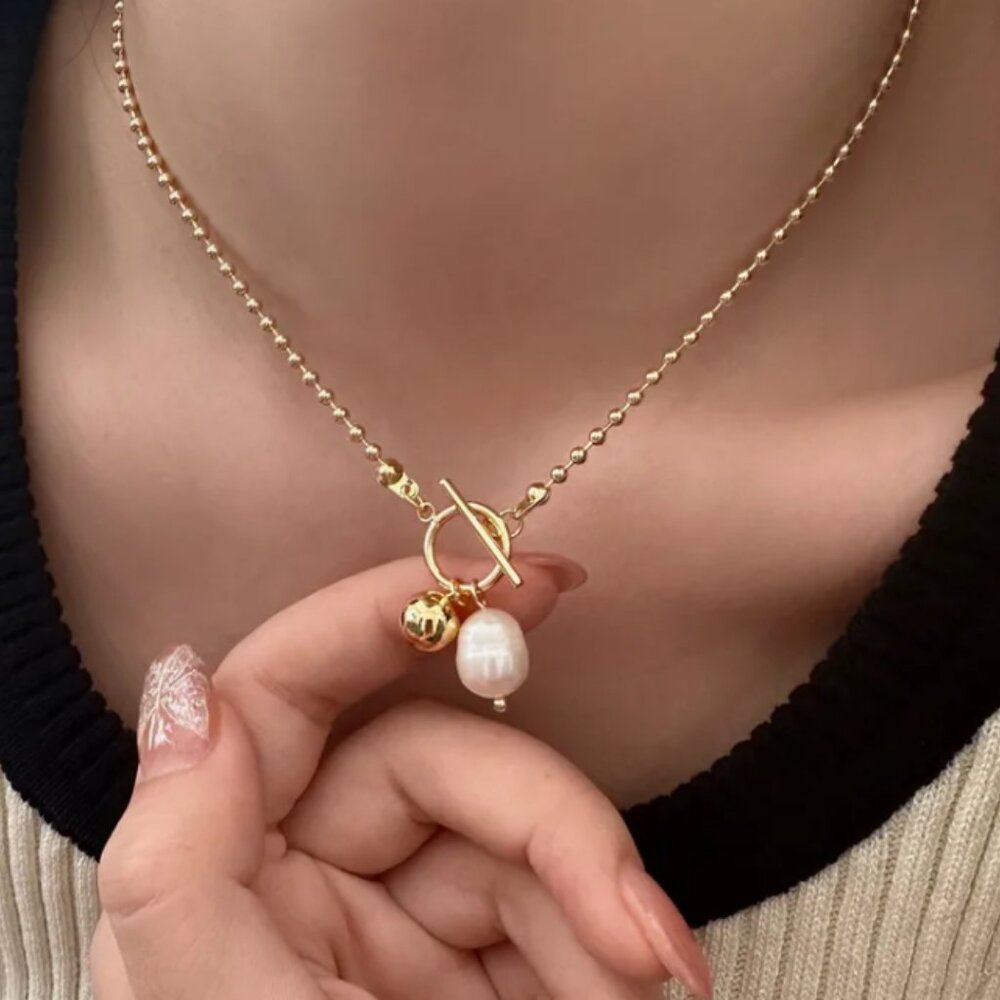 18k Gold Plated Leverback Pearl Pendant Necklace